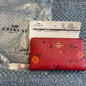 COACH Medium Id wallet with Peony Print